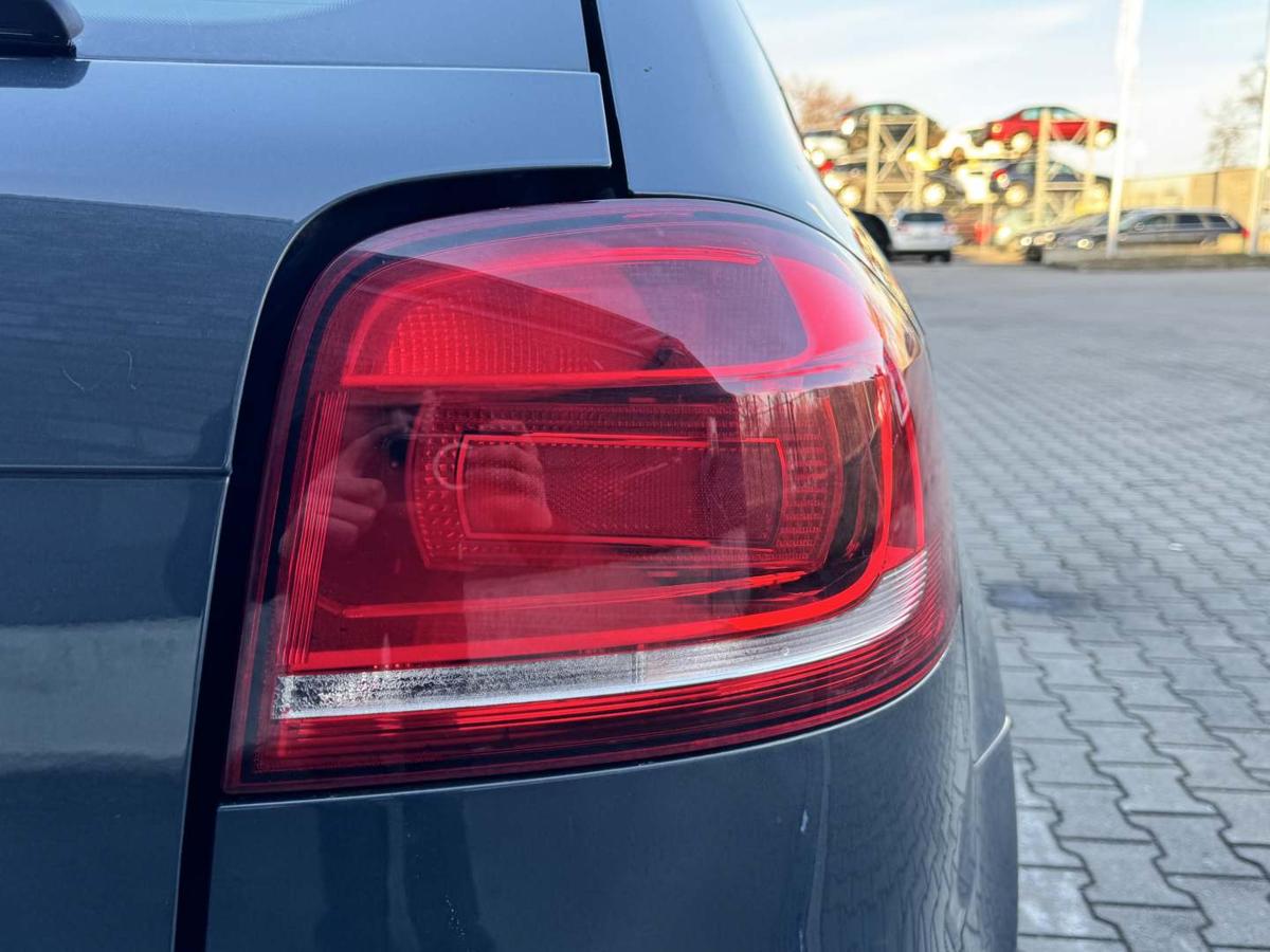 Audi A3 8P original R&uuml;cklicht R&uuml;ckleuchte Schlussleuchte rechts 3-T&uuml;rer Facelift Bj.2011
